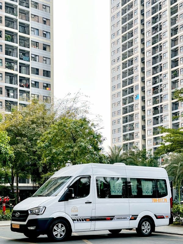 Thuê xe 16 chỗ Phú Yên có tài xế phục vụ tham quan và đưa đón khách